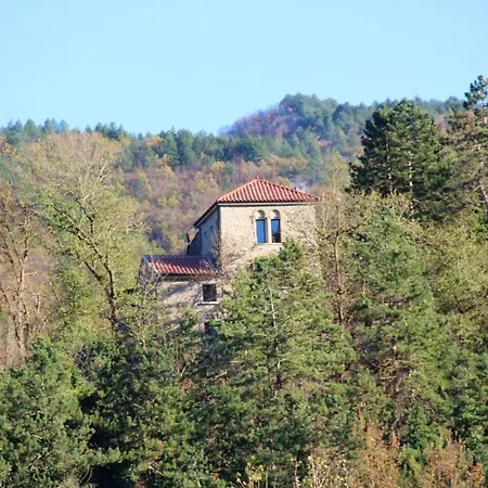 With 2 Bedrooms In With Wonderful Mountain View Private Pool Furnished Garden * Casola Valsenio
