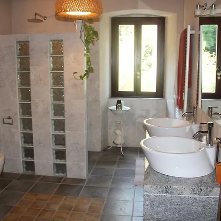 With 2 Bedrooms In With Wonderful Mountain View Private Pool Furnished Garden