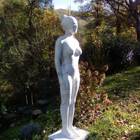 With 2 Bedrooms In With Wonderful Mountain View Private Pool Furnished Garden Apartament *