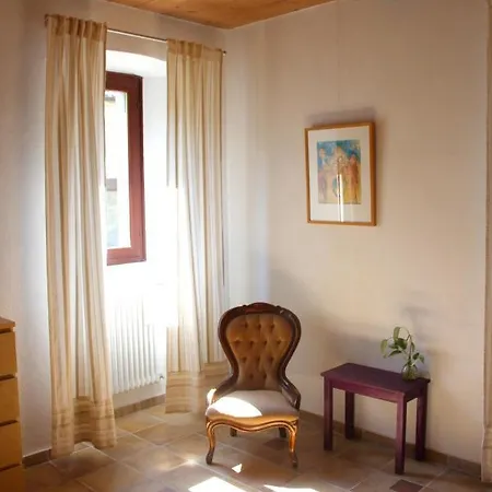 With 2 Bedrooms In With Wonderful Mountain View Private Pool Furnished Garden アパート *